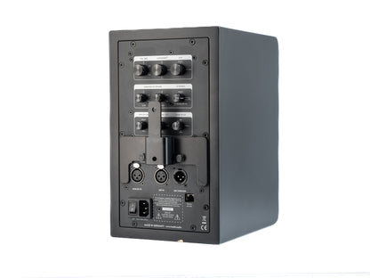 M05 Mounting Adapter