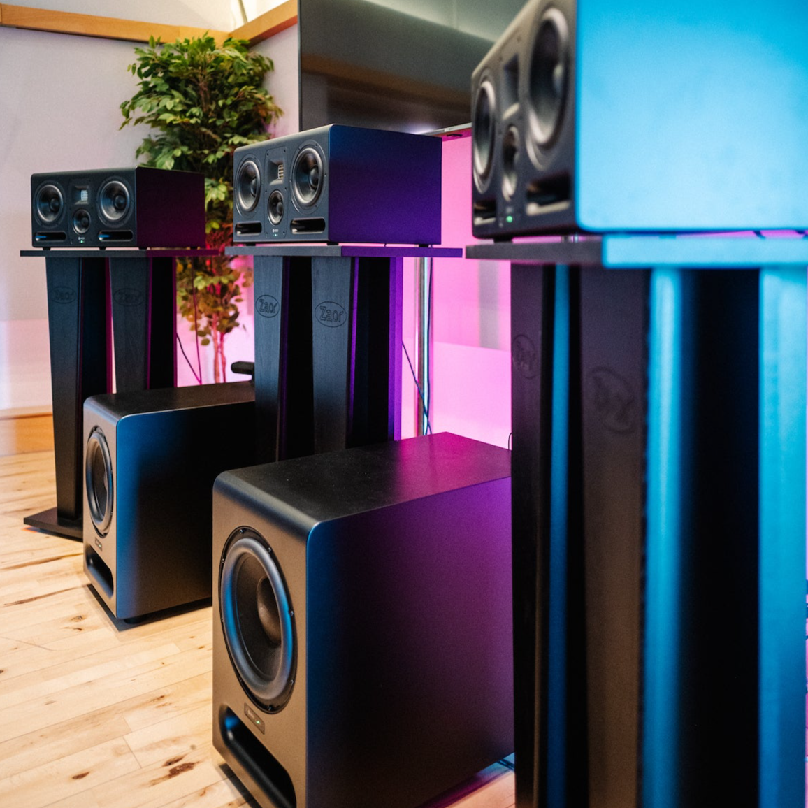 HEDD subwoofer and monitors at SAE Hamburg studio 1