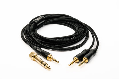 HEDDphone D1 audio cable with gold connectors on a white background