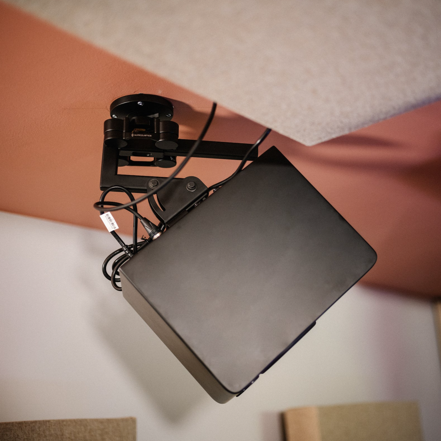 TYPE 07 monitor mounted on the ceiling in a simple atmos setup